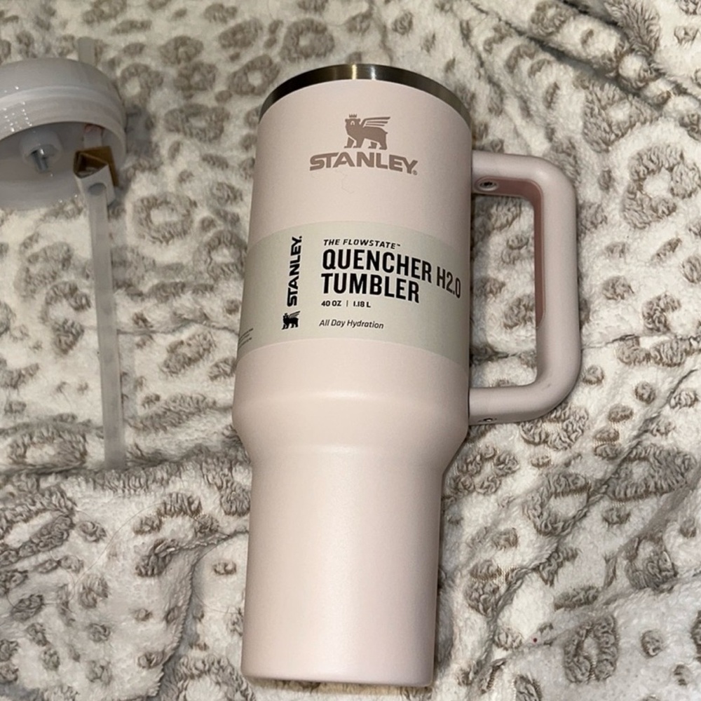 OG Stanley Quencher H2.0 Tumbler - Light Pink